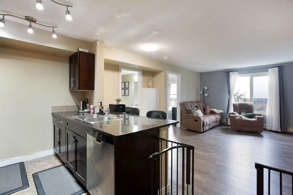 355 Taralake Way NE #311