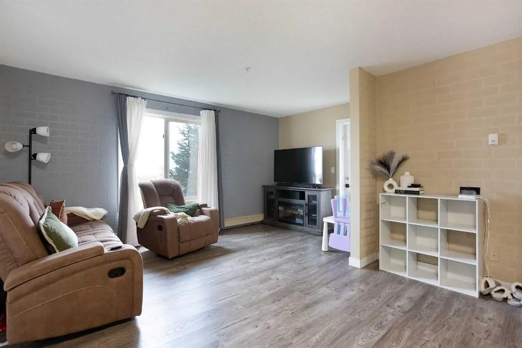 355 Taralake Way NE #311