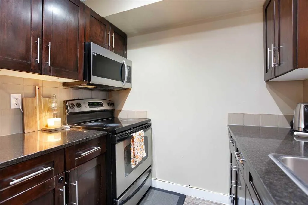 355 Taralake Way NE #311