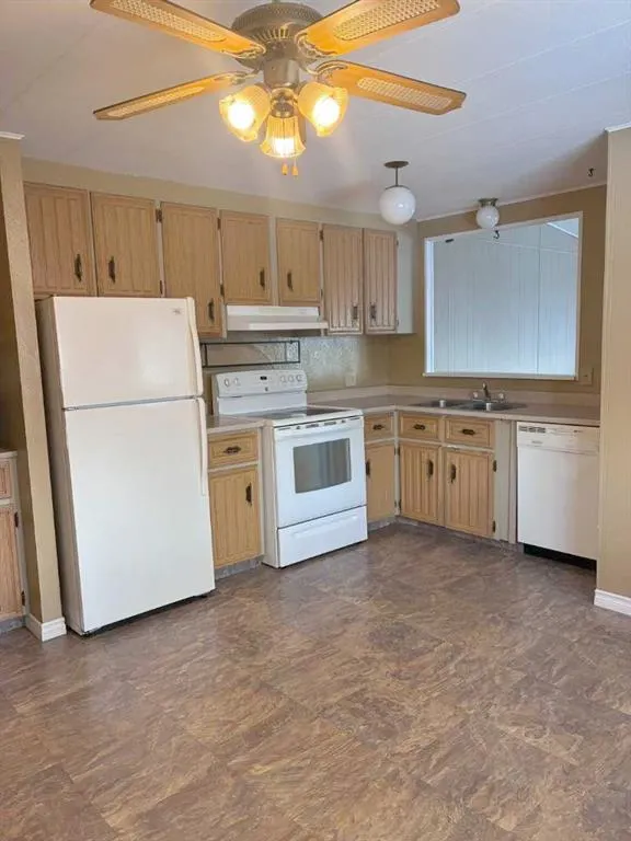6940 63 Avenue #671