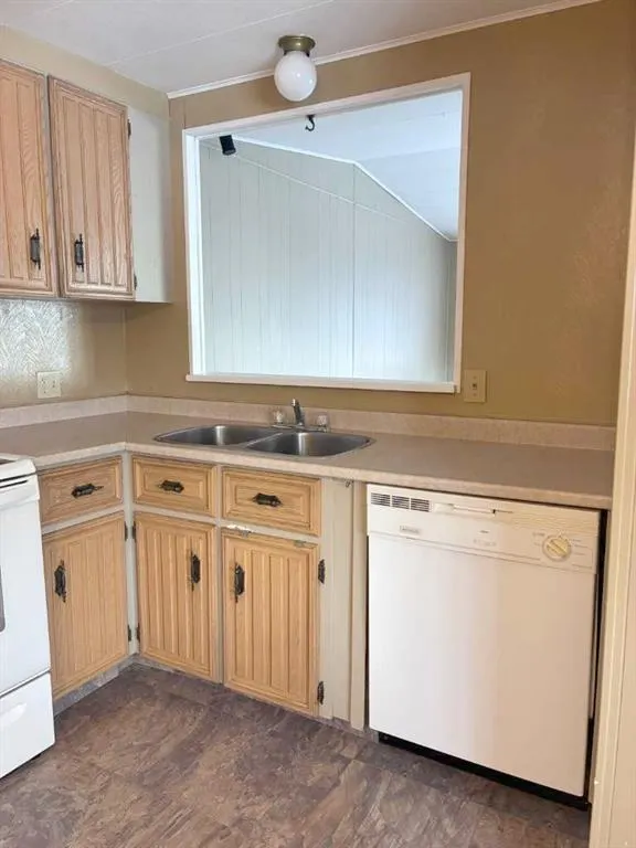 6940 63 Avenue #671