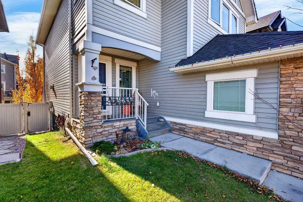 322 Kingsbury View SE
