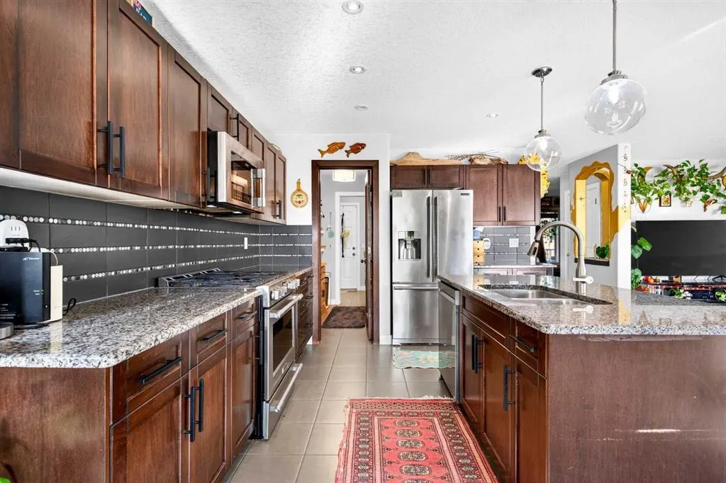 322 Kingsbury View SE
