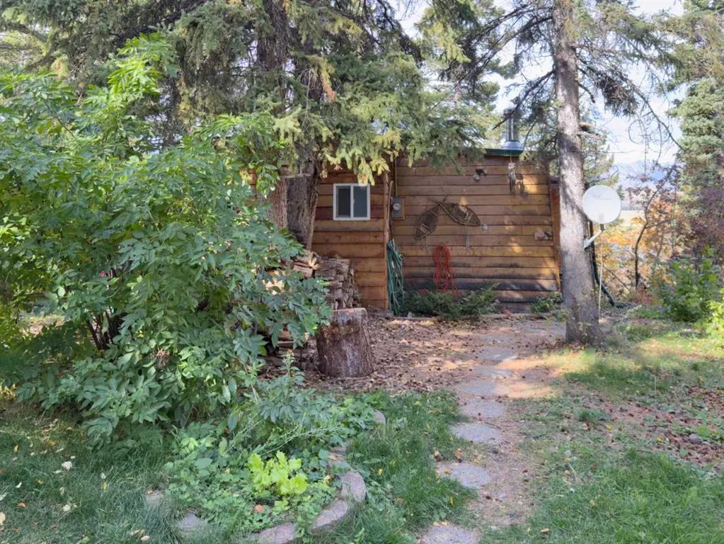 16 Lee Lake Road