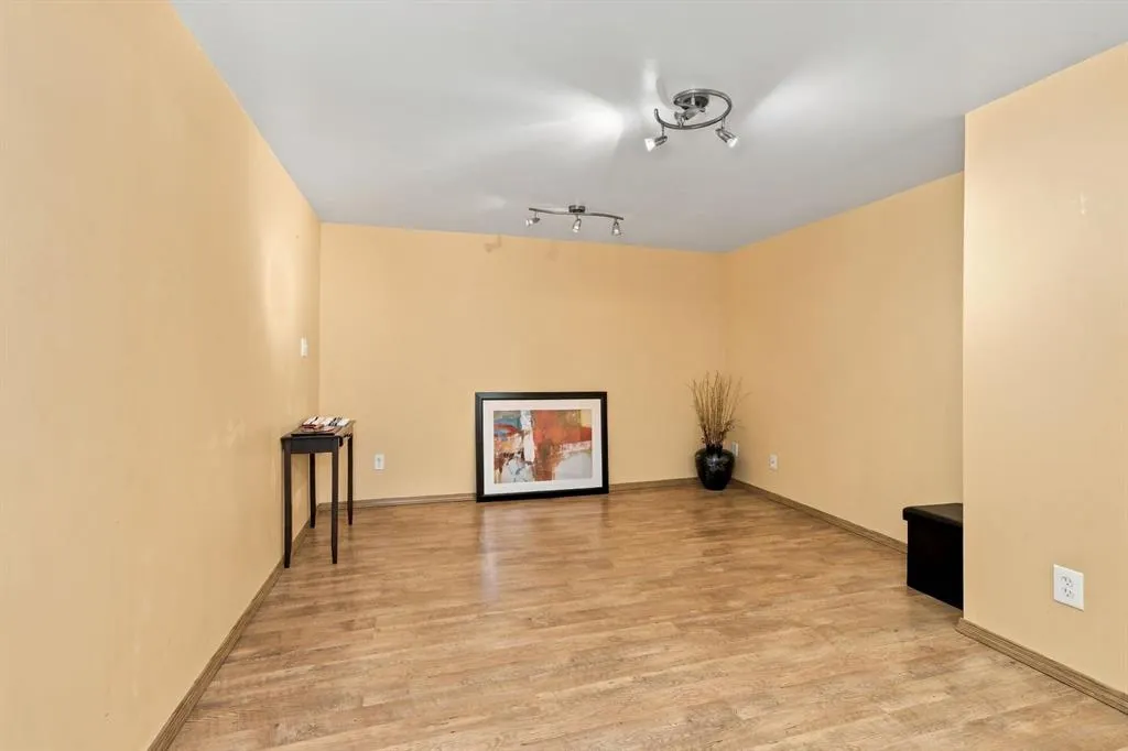 120 Millrise Close SW