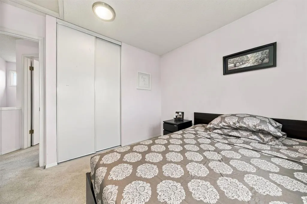 120 Millrise Close SW