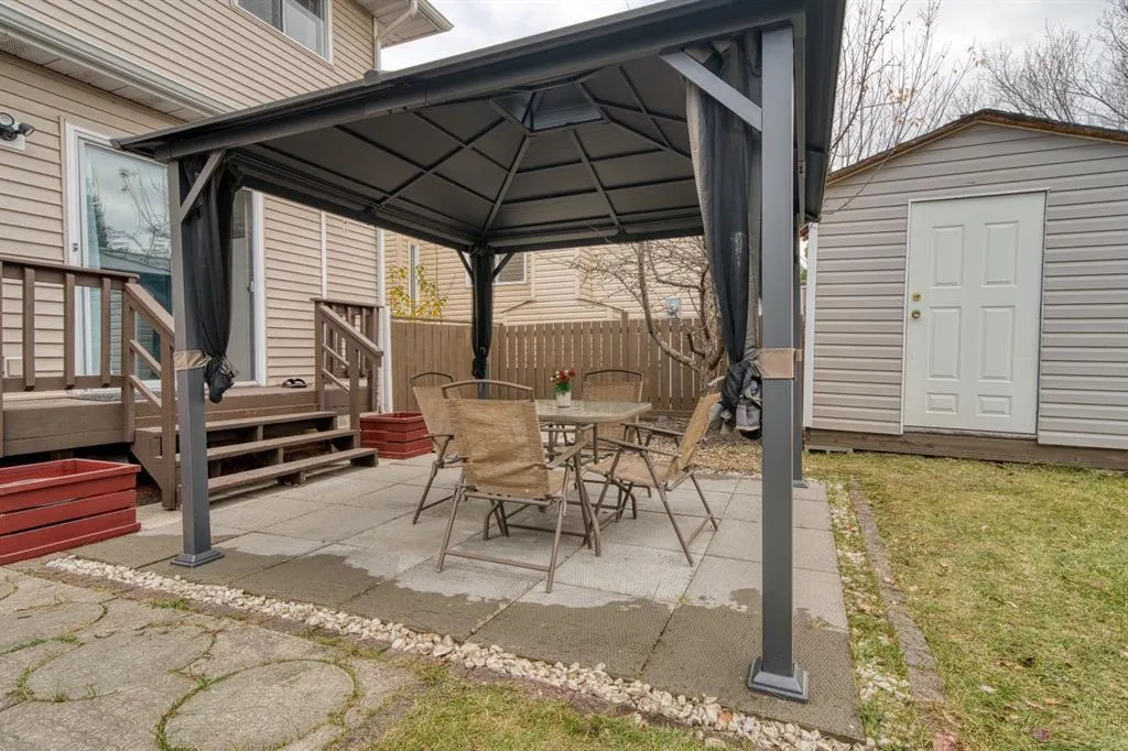 120 Millrise Close SW