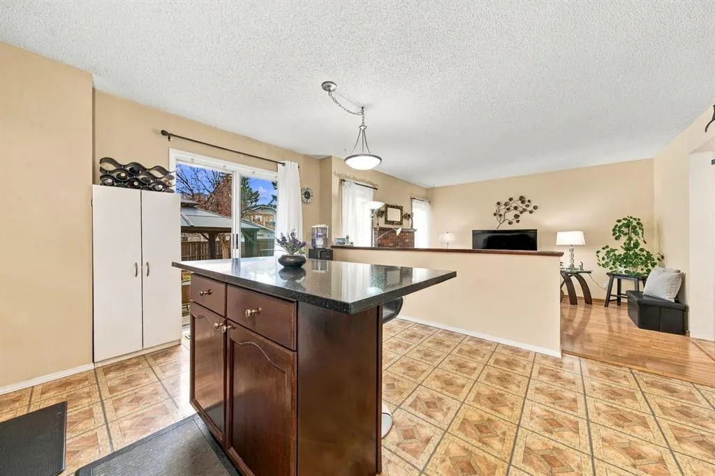 120 Millrise Close SW
