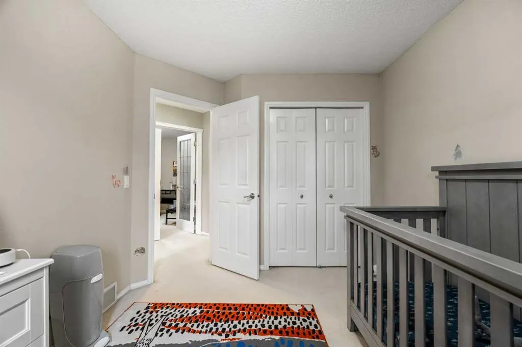 216 Silverado Range Heights SW