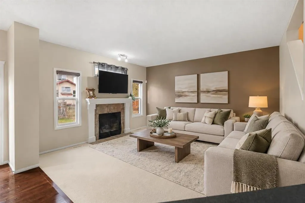 216 Silverado Range Heights SW