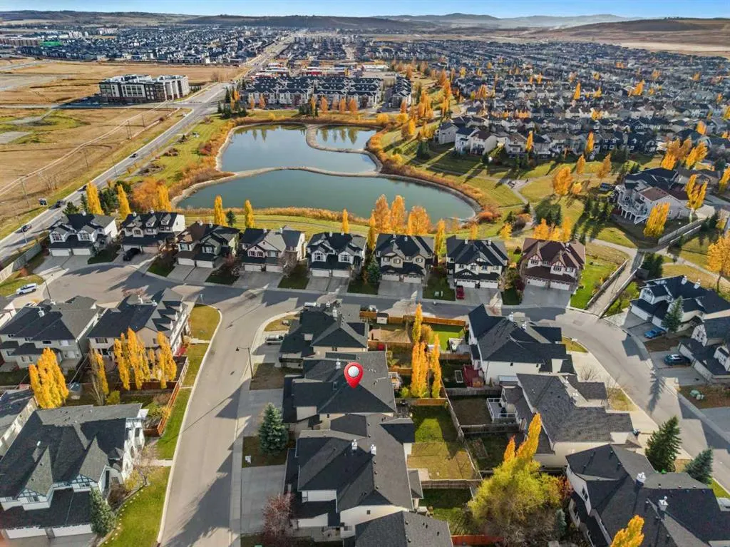 216 Silverado Range Heights SW