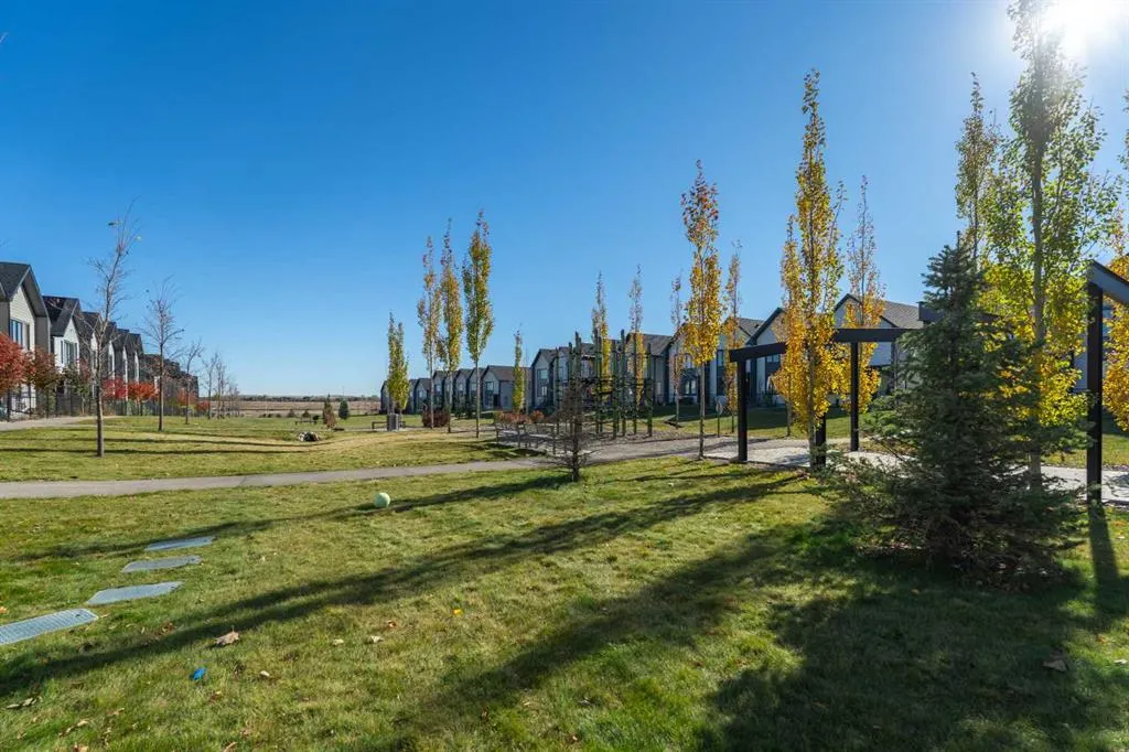 224 South Point Greenway SW