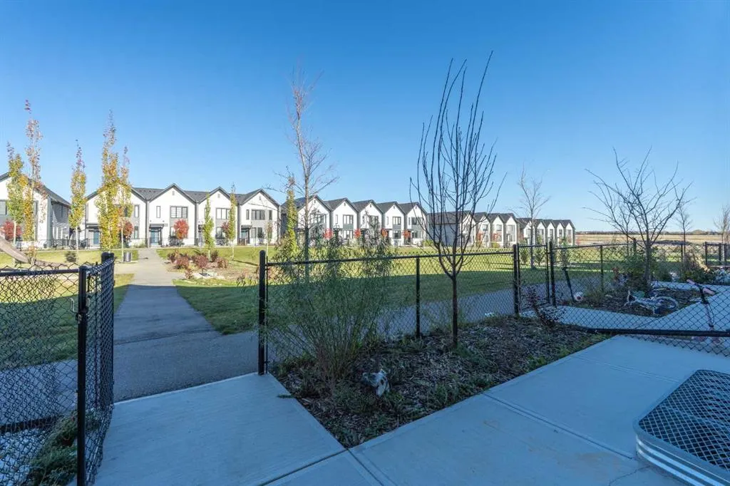 224 South Point Greenway SW