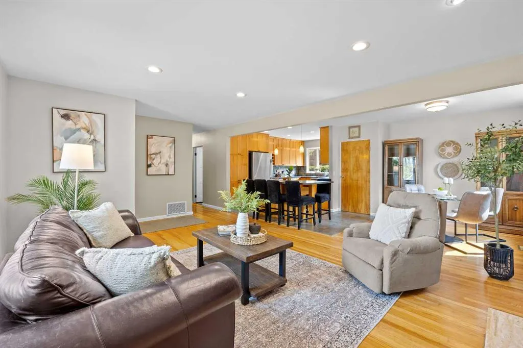 30 Gateway Drive SW