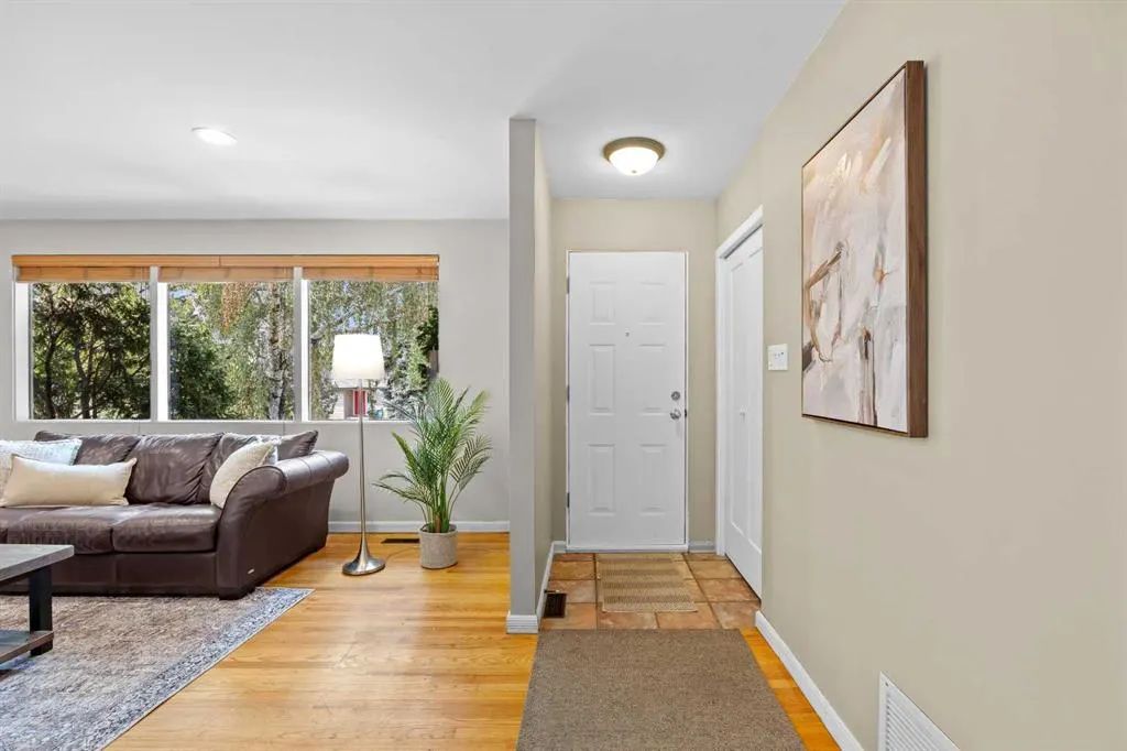 30 Gateway Drive SW