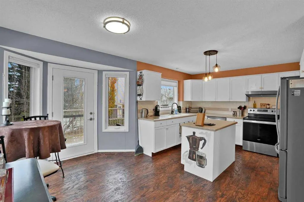 503 High View Park NW