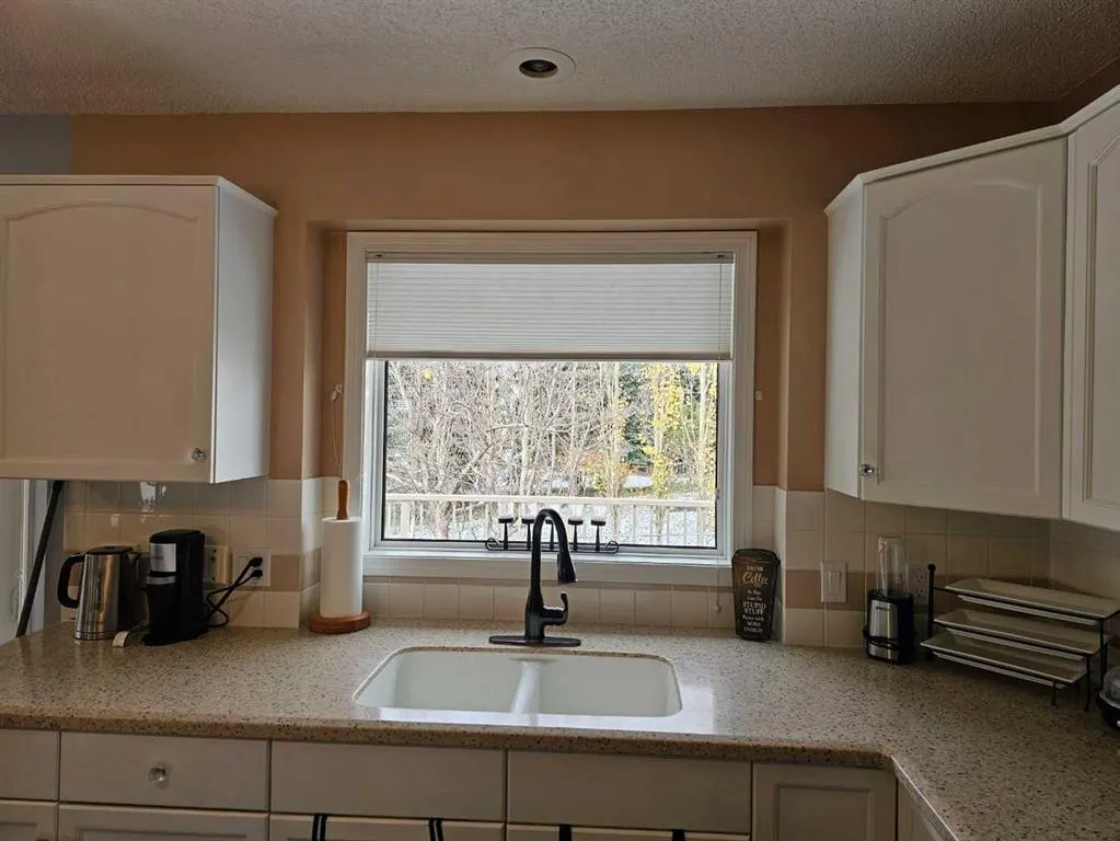 503 High View Park NW