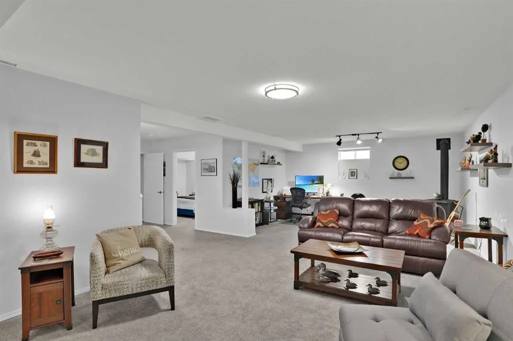503 High View Park NW