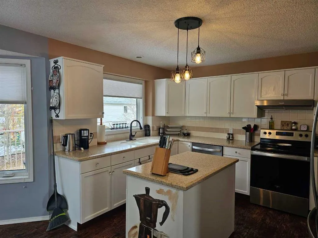 503 High View Park NW