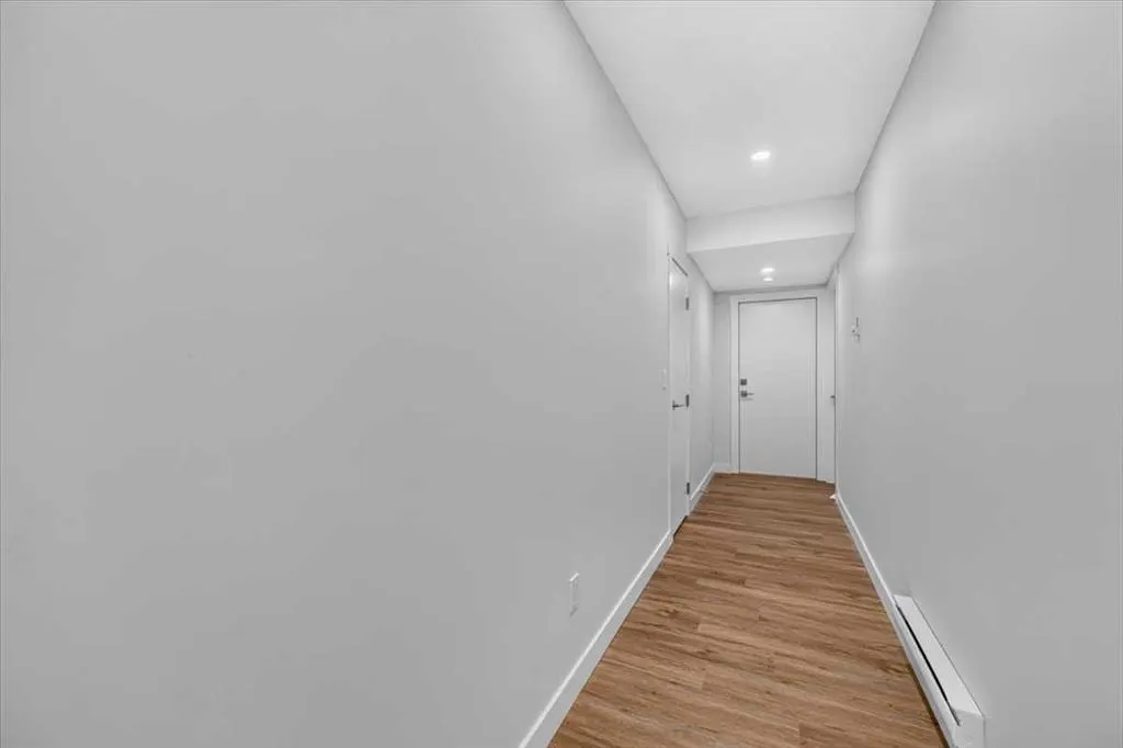 144 Carringham Way NW