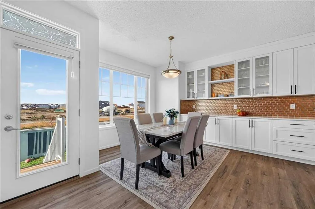 144 Carringham Way NW