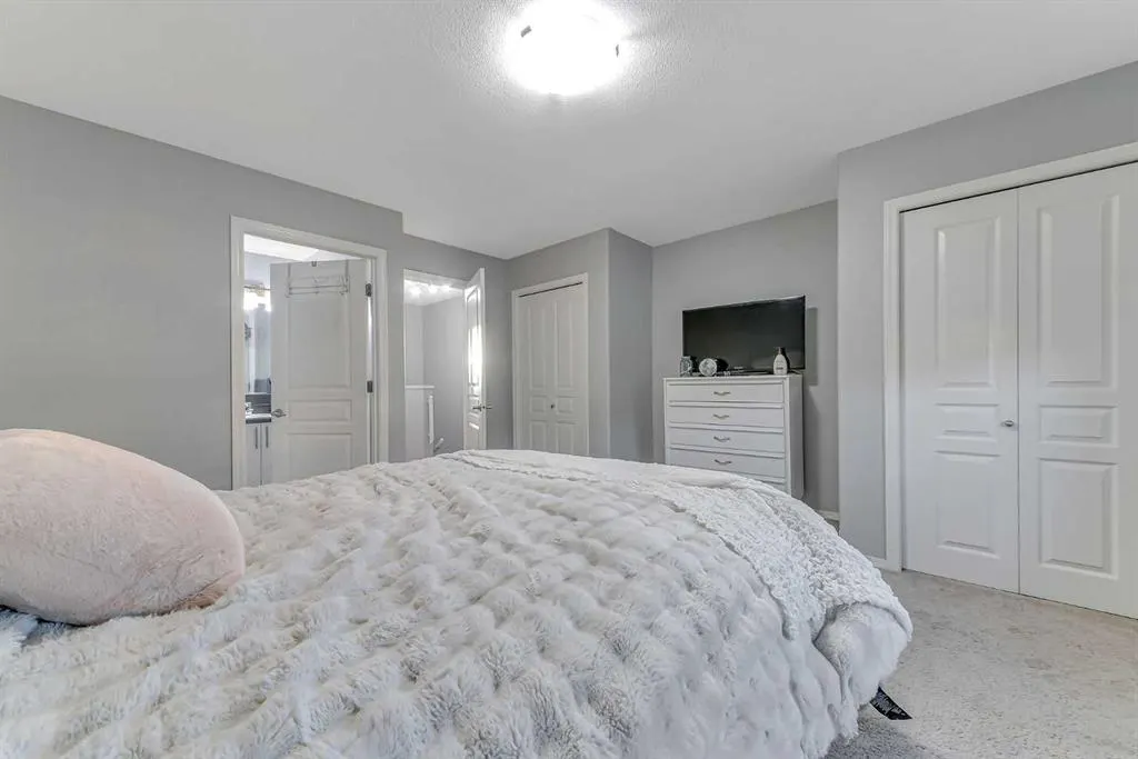 339 Viscount Drive #302