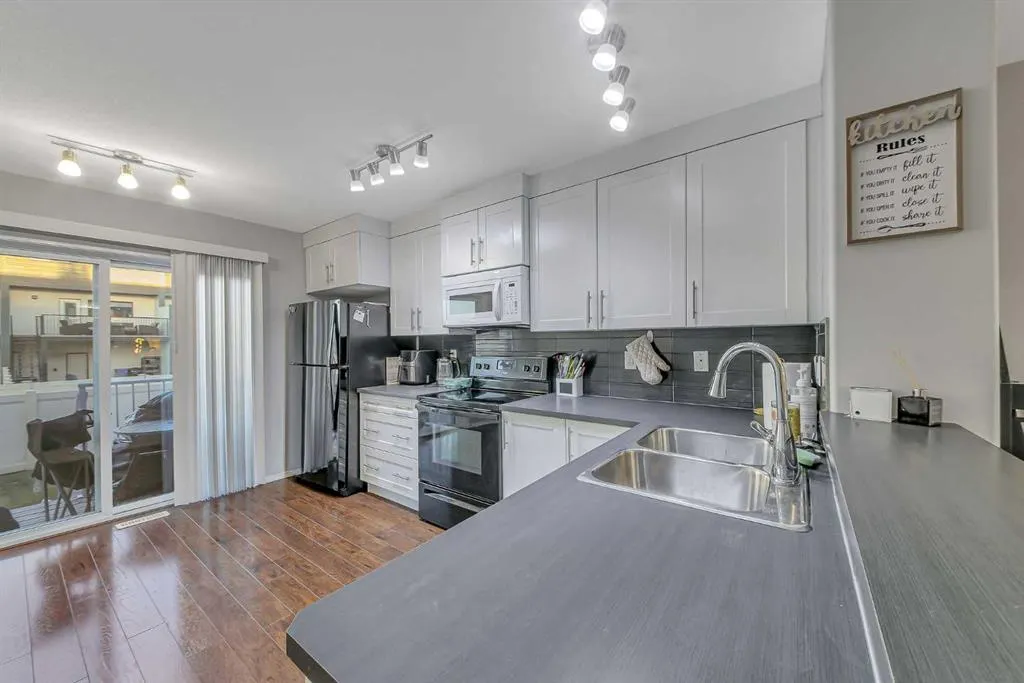 339 Viscount Drive #302