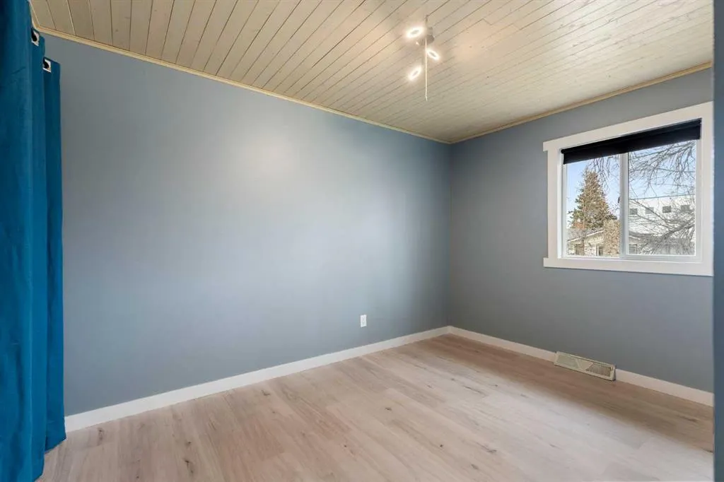 103 Franklin Drive SE
