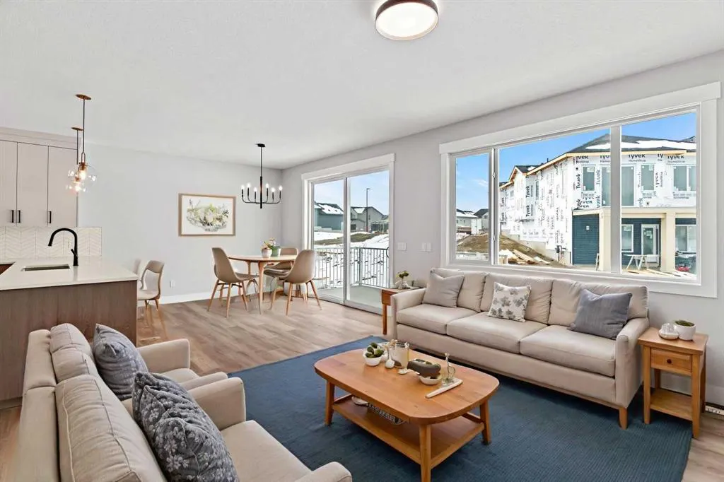 141 Vantage Drive