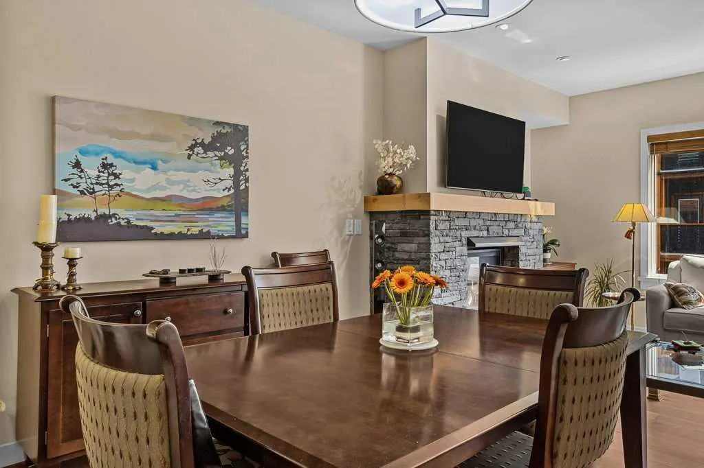 707 Spring Creek Drive #304