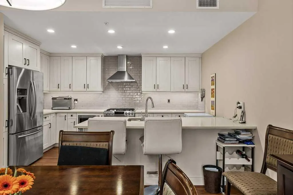 707 Spring Creek Drive #304