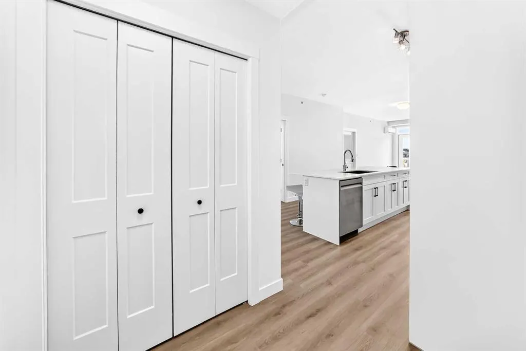 55 Lucas Way NW #2409