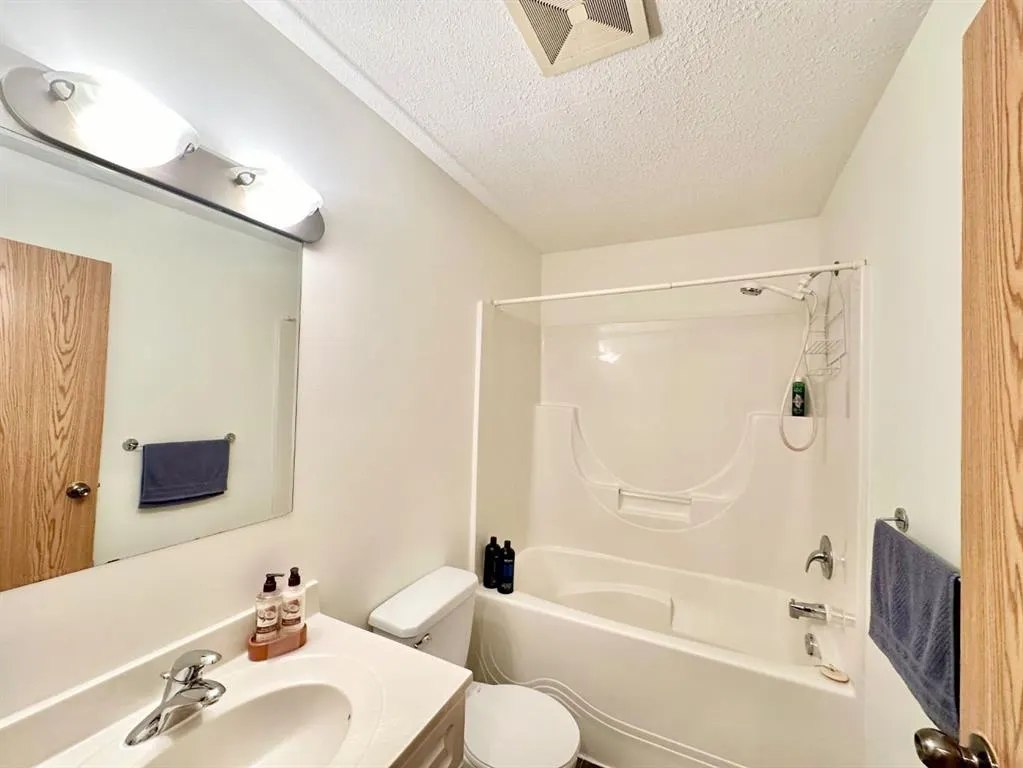 9508 99 Street #103