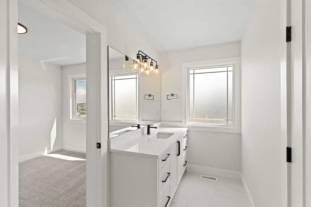 87 Sundown Crescent