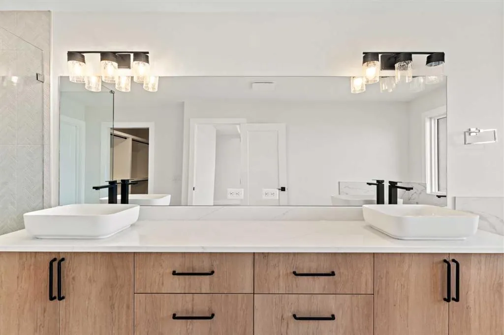 87 Sundown Crescent