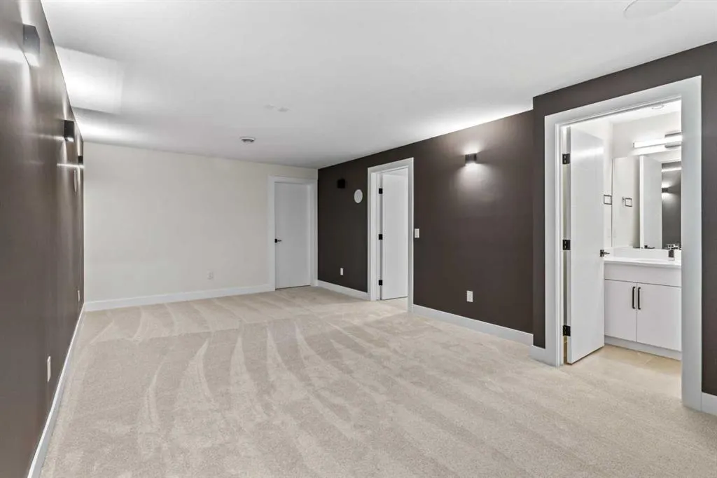 87 Sundown Crescent