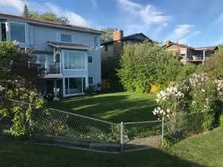 111 Hawksbrow Drive NW