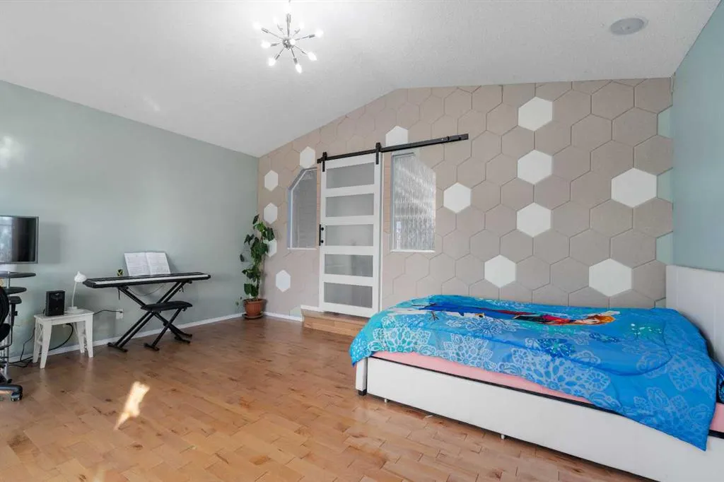 21 Citadel Meadow Close NW