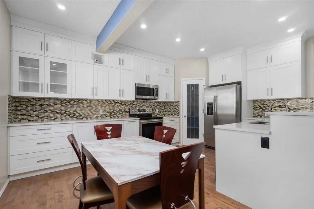 21 Citadel Meadow Close NW