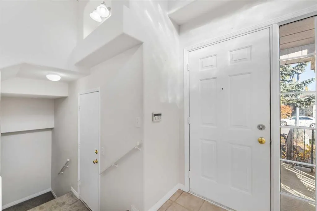 91 Millbank Hill SW