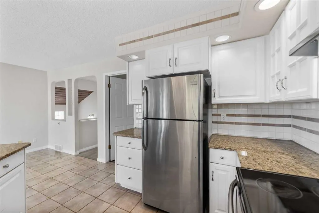 91 Millbank Hill SW