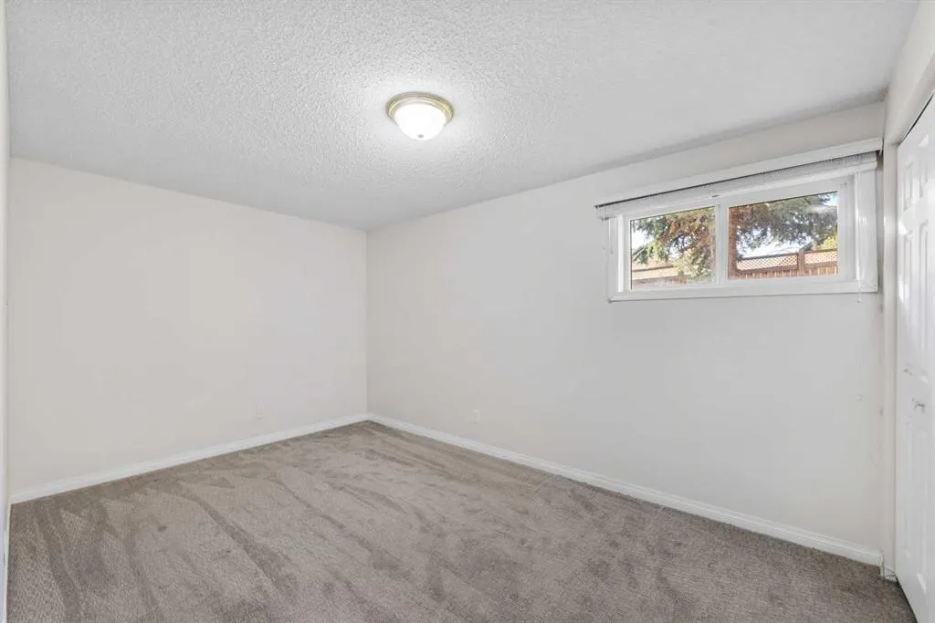 91 Millbank Hill SW