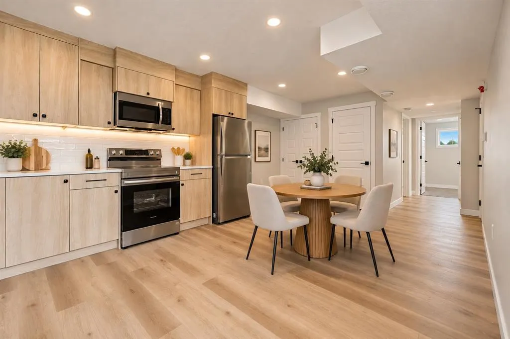 1408 21 Avenue