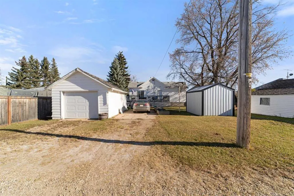 60 Railway Avenue