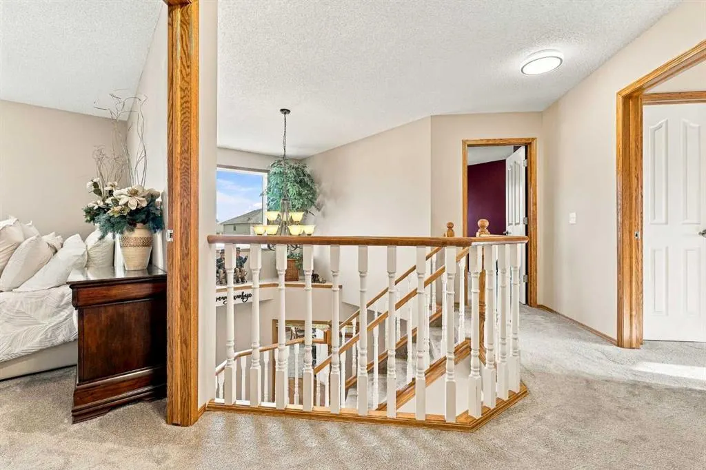 134 Arbour Ridge Close NW