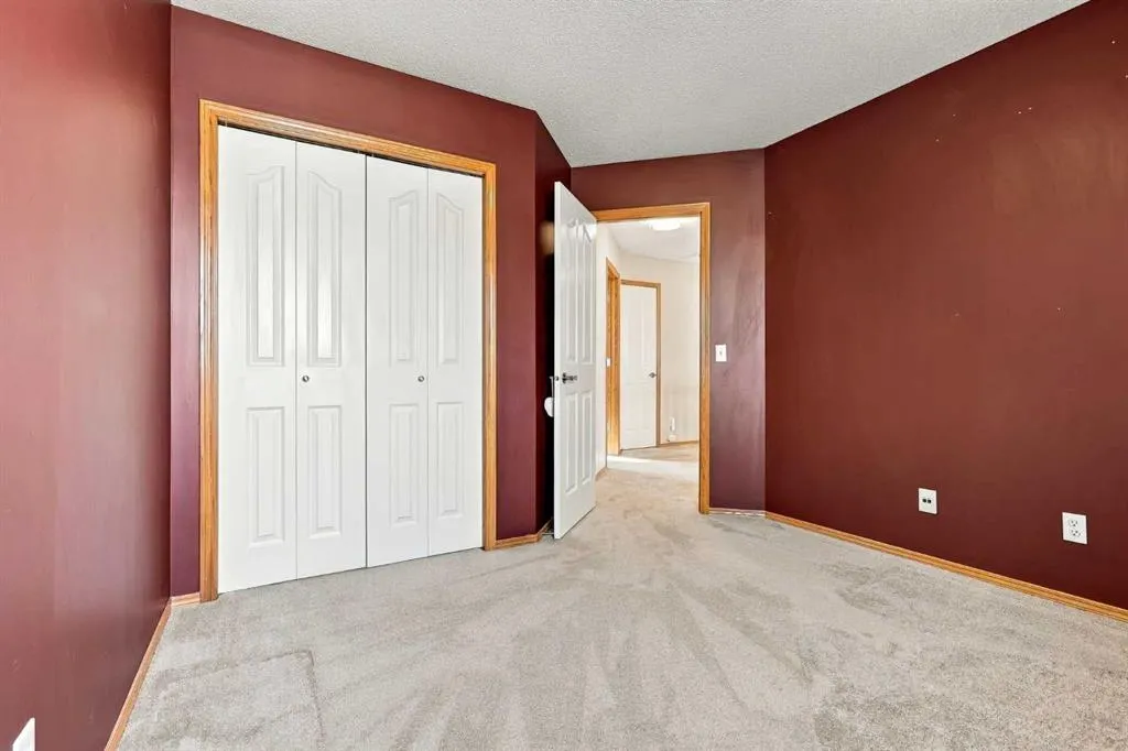 134 Arbour Ridge Close NW