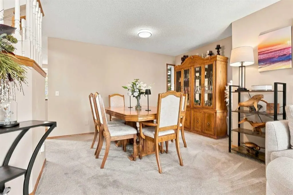 134 Arbour Ridge Close NW