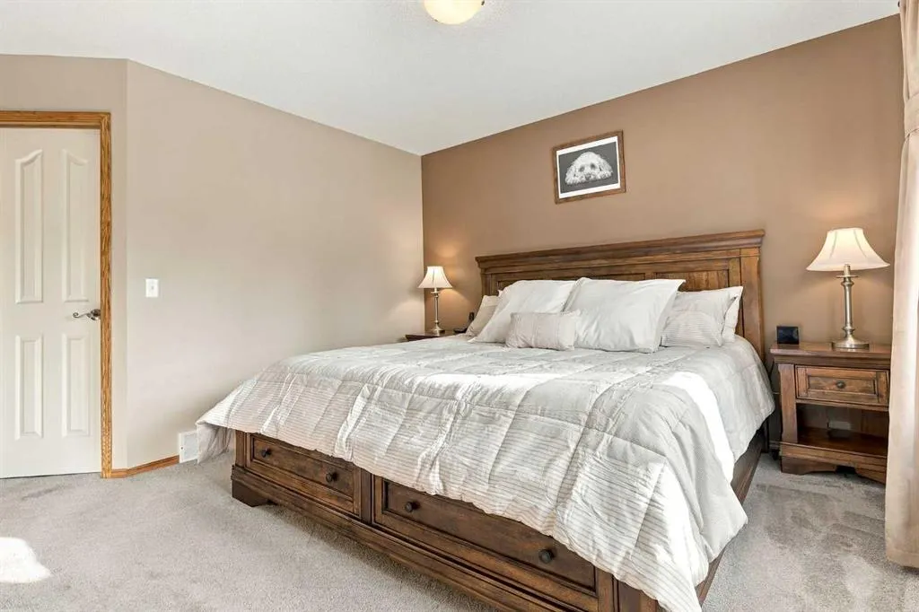 134 Arbour Ridge Close NW