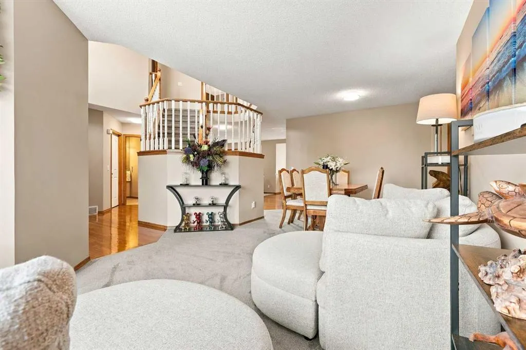 134 Arbour Ridge Close NW