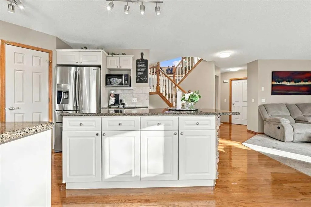 134 Arbour Ridge Close NW